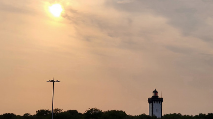 Phare de la grave. Vue du large.